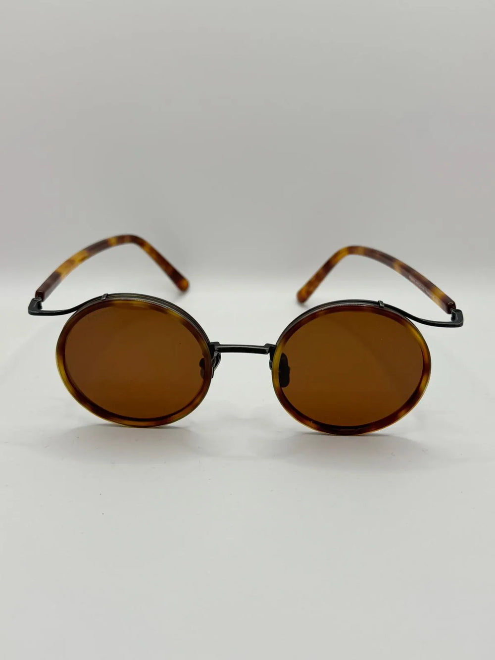 Gafas de sol Titanio Capri vista frontal carey oferta outlet