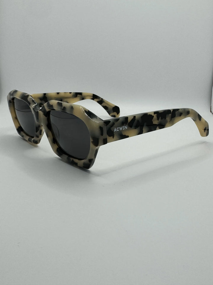 comprar-gafas-de-sol-caleta-carey-montura-gruesa