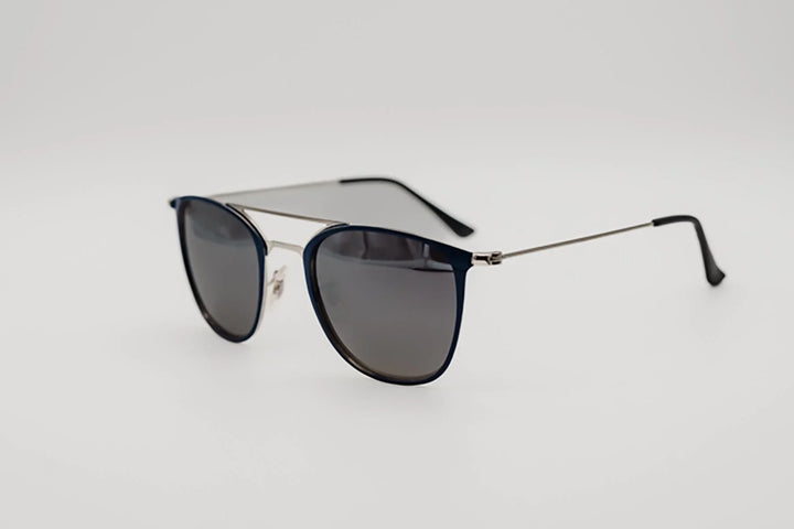 Perfil lateral gafas de sol Buenos Aires mostrando la varilla metálica fina y ligera.
