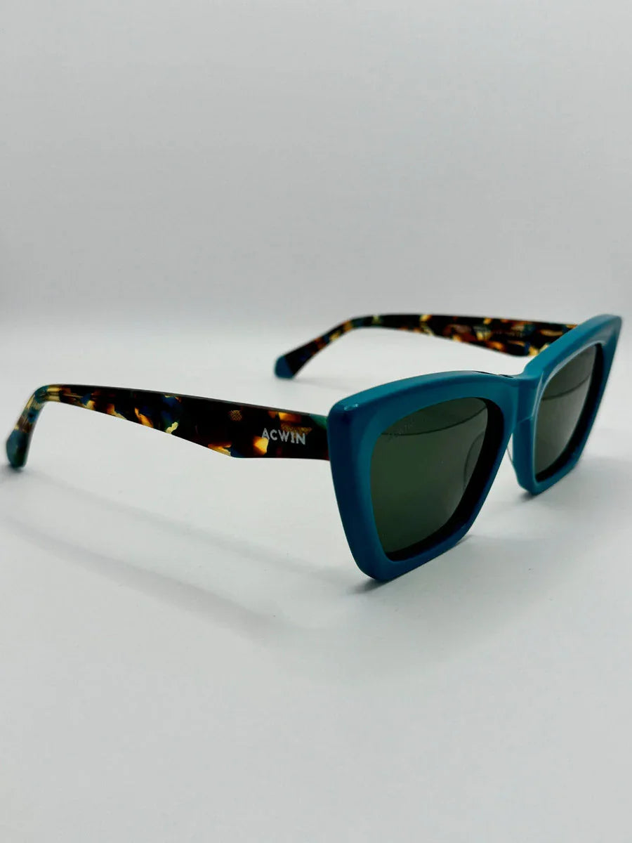gafas-sol-calpe-mujer-montura-gruesa-azul