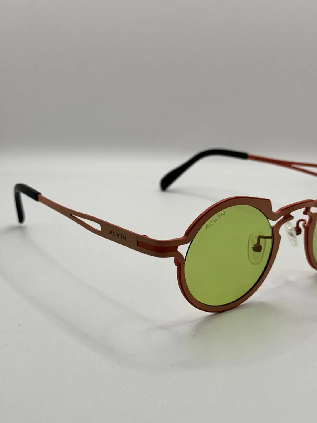 Gafas de sol Titanio Kos perspectiva roja comprar online