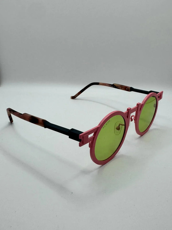 Gafas de sol Titanio Naxos perspectiva lentes verdes 01