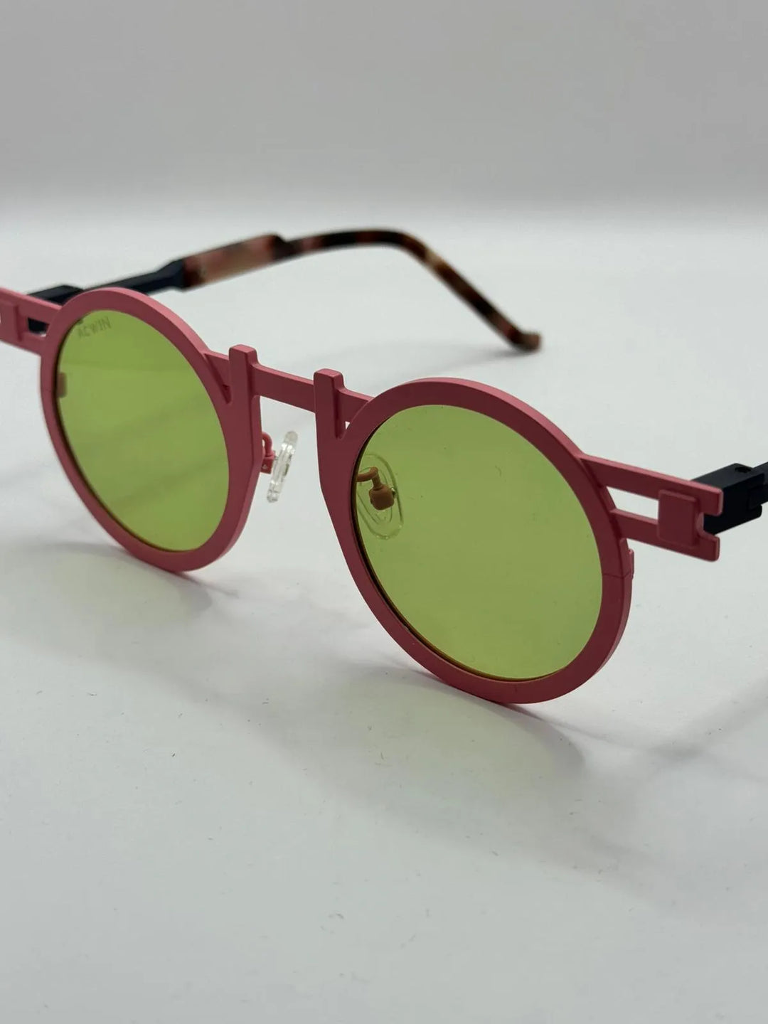 Gafas de sol Titanio Naxos perspectiva lentes verdes 03