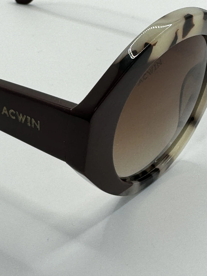 gafas-de-sol-moraig-carey-vista-lateral-elegante