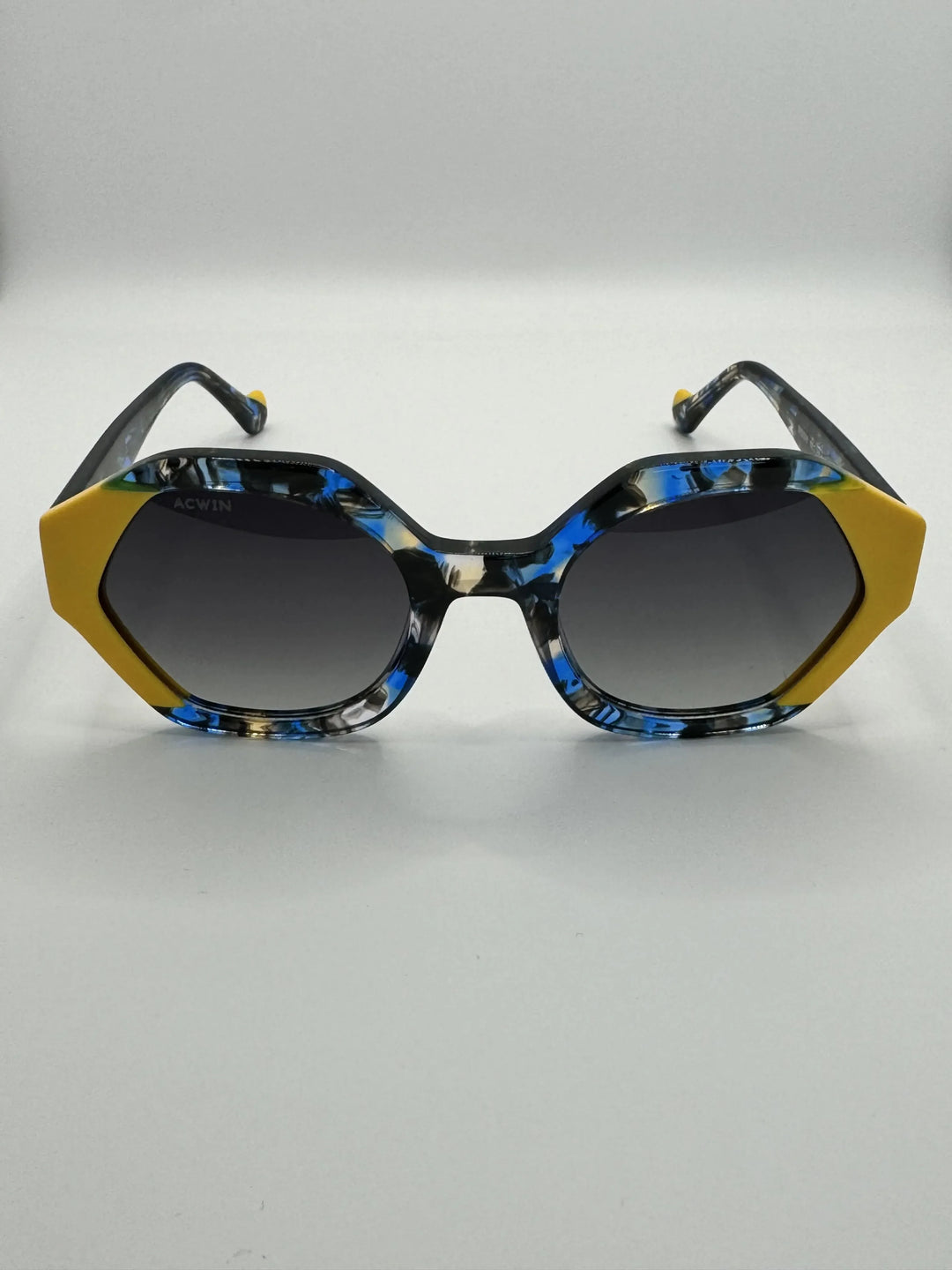 oferta-gafas-de-sol-altea-montura-moderna-bicolor