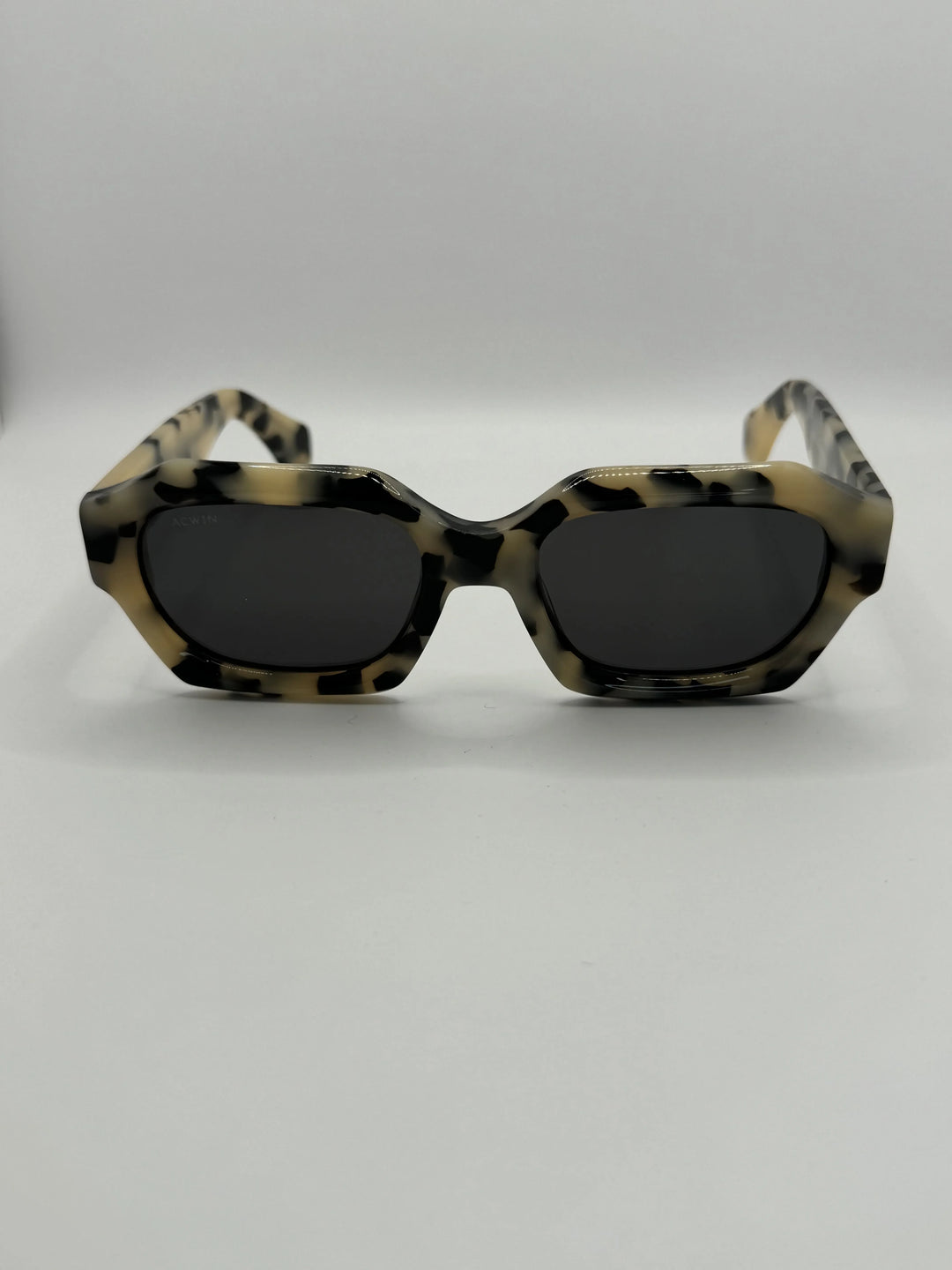 gafas-de-sol-caleta-carey-vista-perspectiva-premium