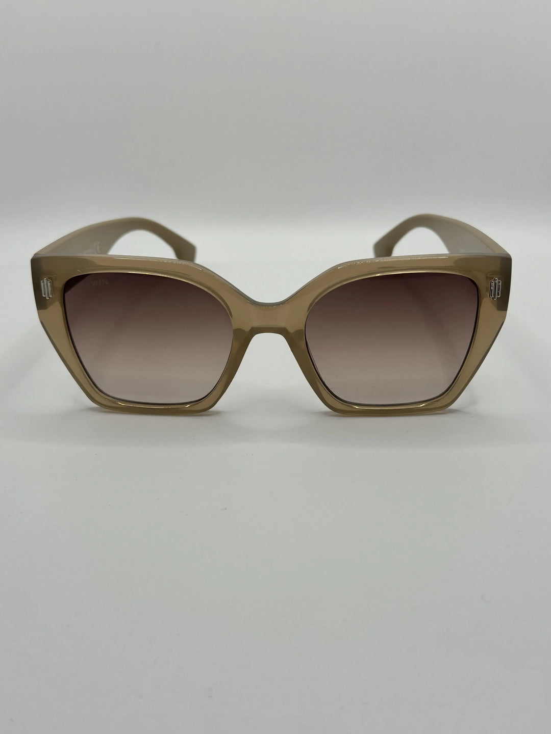 nuevas-gafas-de-sol-javea-tendencia-colores-arena