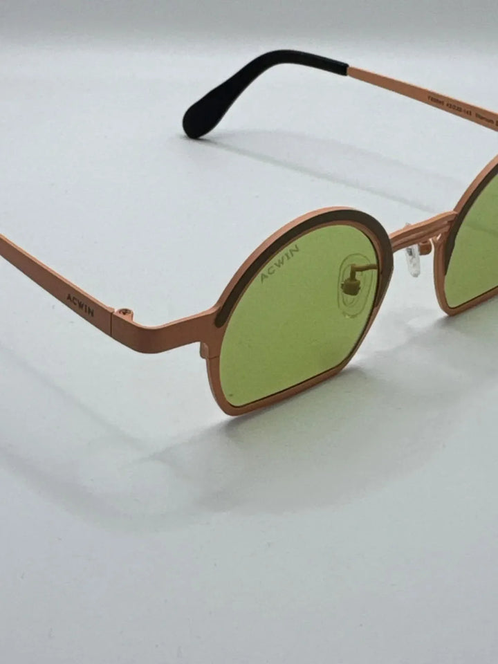 Gafas de sol Titanio Pantelleria perspectiva lentes verdes 01