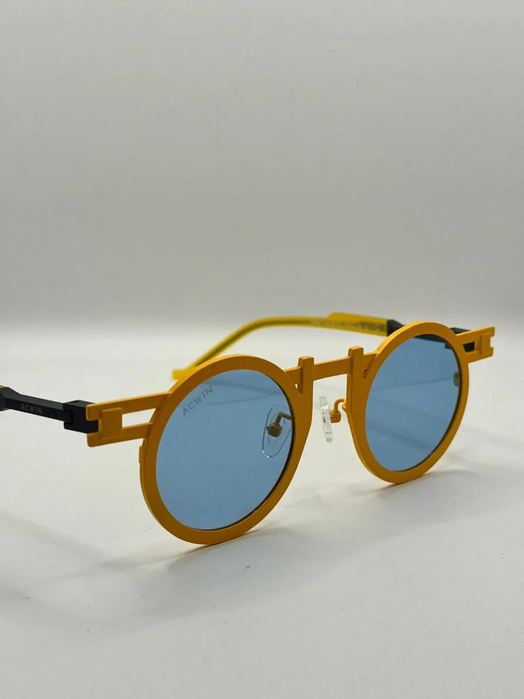 Gafas de sol Titanio Paros perspectiva diseno arquitectonico 01