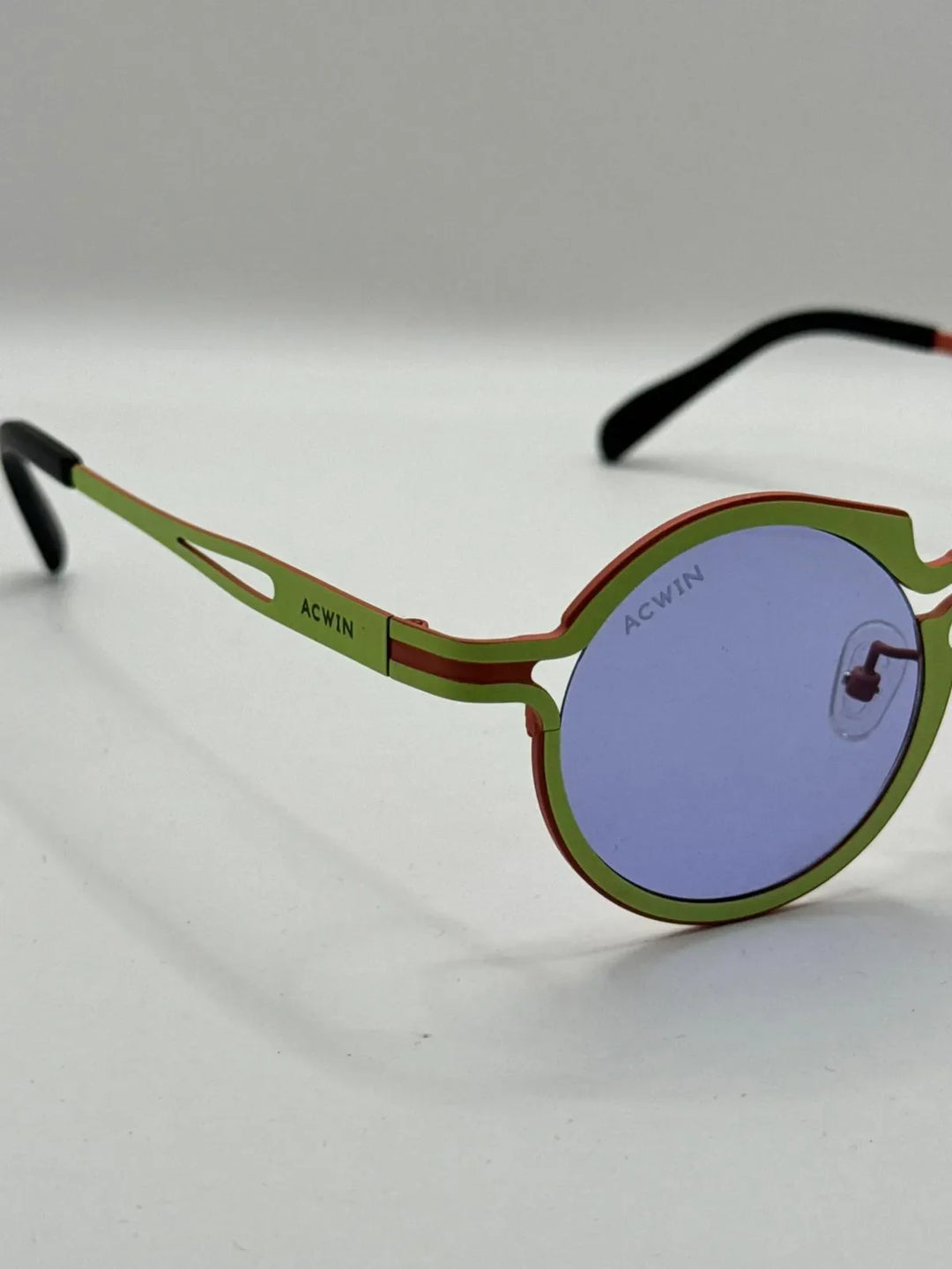 Gafas de sol Titanio Rhodes perspectiva lentes purpura 03