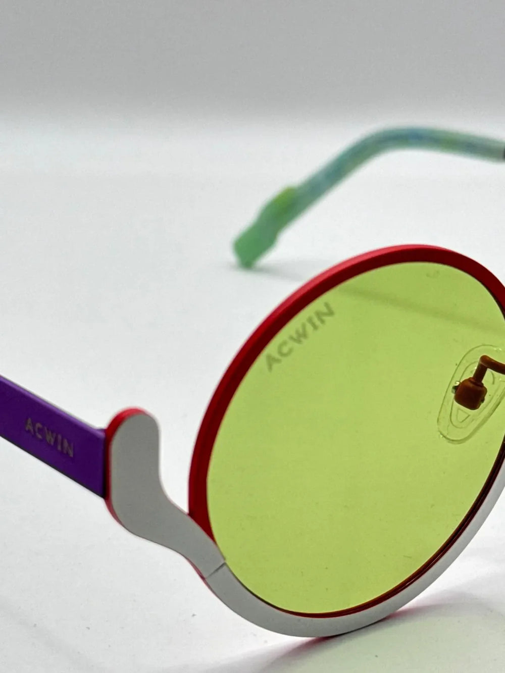 Gafas de sol Titanio Salina perspectiva rojo comprar online