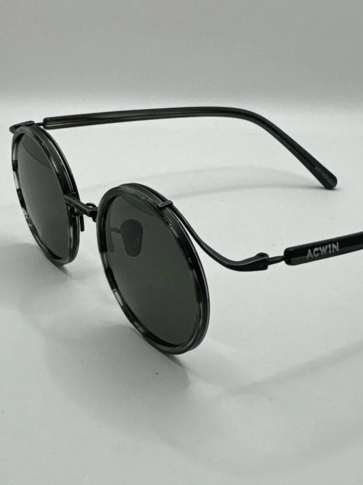 Gafas de sol Titanio Santorini perspectiva lentes verdes 01